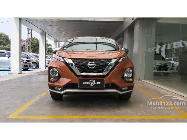  Nissan  Mobil Bekas  Baru dijual di Surabaya Jawa timur  