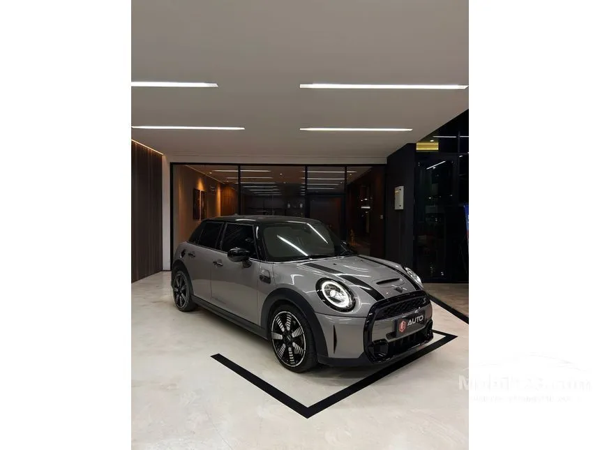 2021 MINI Cooper S 5 Door Hatchback