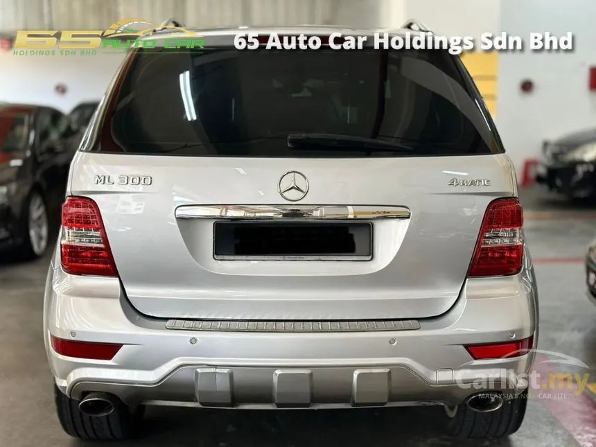 2011 Mercedes-Benz ML300 SUV