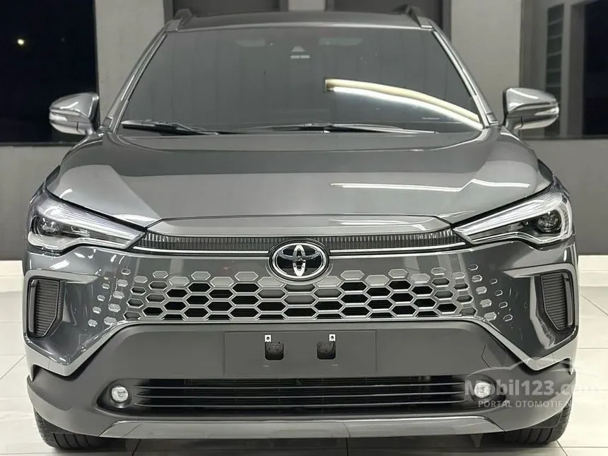 Jual Mobil Toyota Corolla Cross 2025 Hybrid 1.8 di DKI Jakarta Automatic SUV Abu