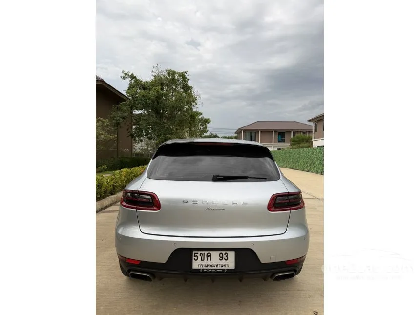 2016 Porsche MACAN SUV