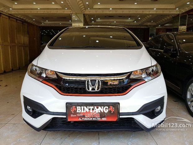  Mobil  Bekas  Baru  dijual  di Bandung Jawa  barat  Indonesia 