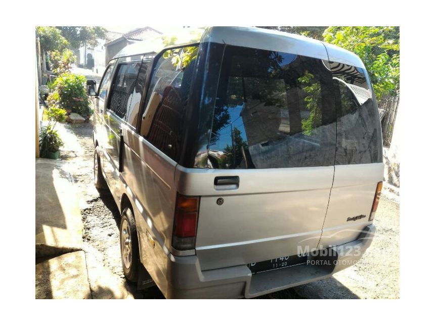 1991 Daihatsu Zebra MPV Minivans