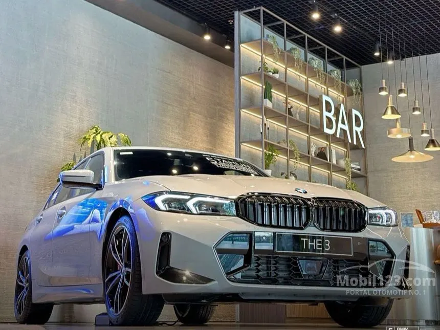 Jual Mobil BMW 320i 2024 Sport 2.0 di DKI Jakarta Automatic Sedan Abu