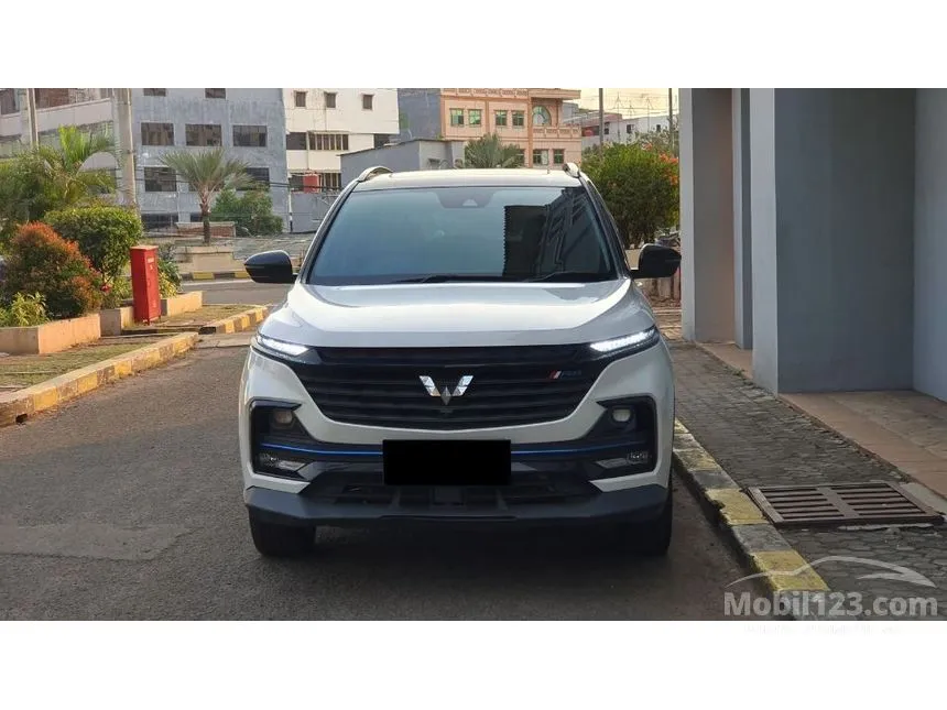 2022 Wuling Almaz RS Hybrid SUV