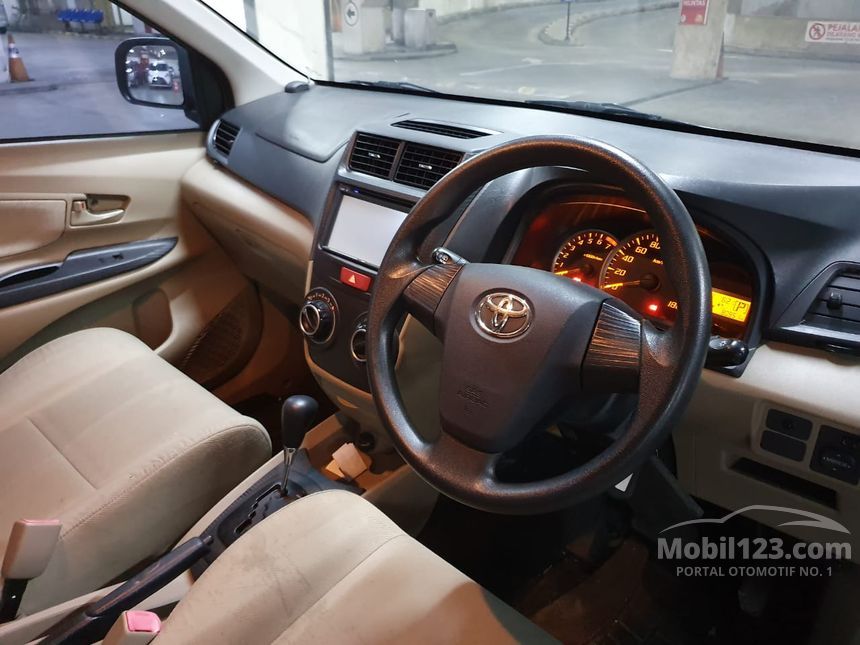 Jual Mobil Toyota Avanza 2015 E 1.3 di DKI Jakarta Automatic MPV Putih