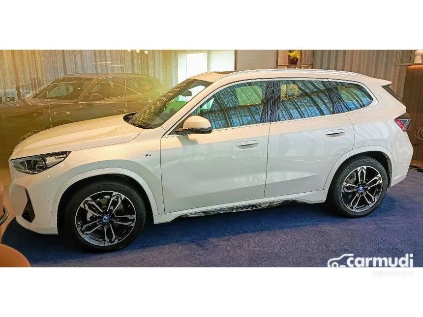 2024 BMW iX1 eDrive20 M Sport Wagon