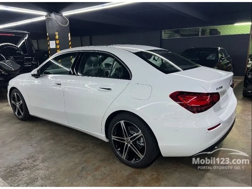 2025 Mercedes-Benz A200 Progressive Line Sedan
