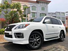 2014 Lexus LX570 5.7 J200 SUV F-Sport White On Black Km40rb Record ATPM AirSus 2TV RSE PBD TDP.475JT