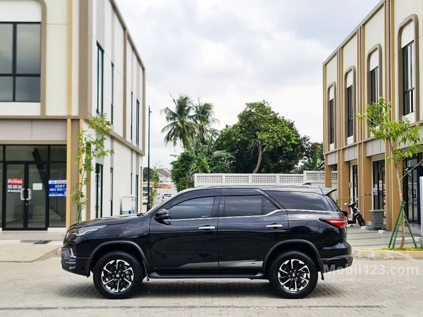 2022 Toyota Fortuner VRZ 4X2 SUV