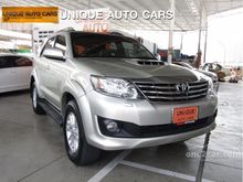2012 Toyota Fortuner 3.0 (ปี 12-15) V SUV AT
