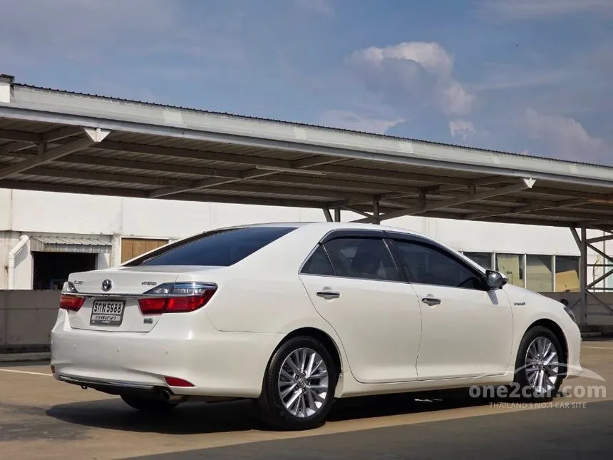 2016 Toyota CAMRY Hybrid Sedan