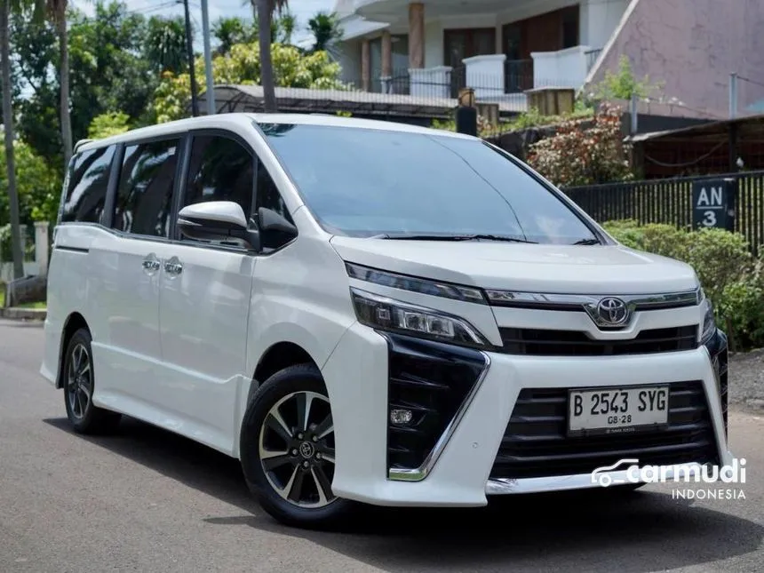 Jual Mobil Toyota Voxy 2018 2.0 di DKI Jakarta Automatic MPV Putih Rp 305.000.000