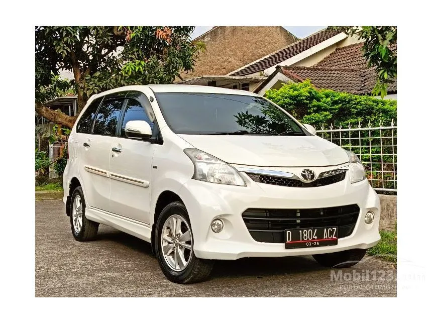 Jual Mobil Toyota Avanza 2015 Veloz 1.5 di Jawa Barat Manual MPV Putih Rp 148.000.000