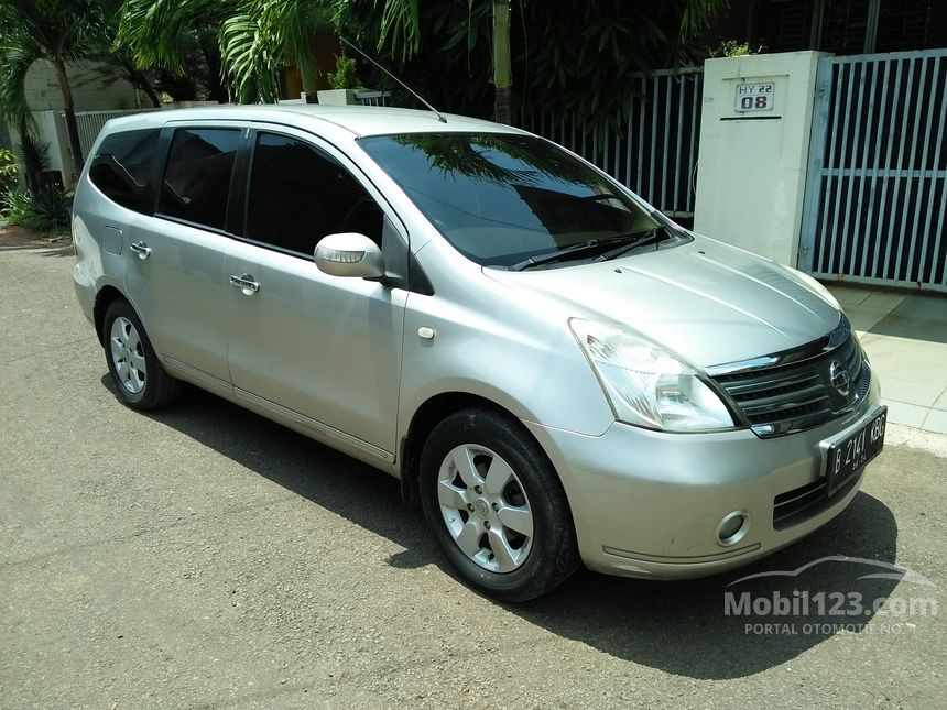 Jual Mobil  Nissan  Grand  Livina  2009 Ultimate  1 5 di Jawa 