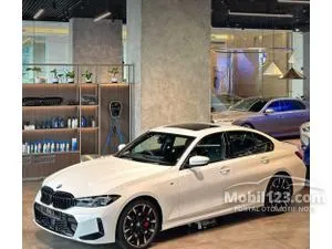 2025 BMW 330i 2.0 M Sport Pro Sedan