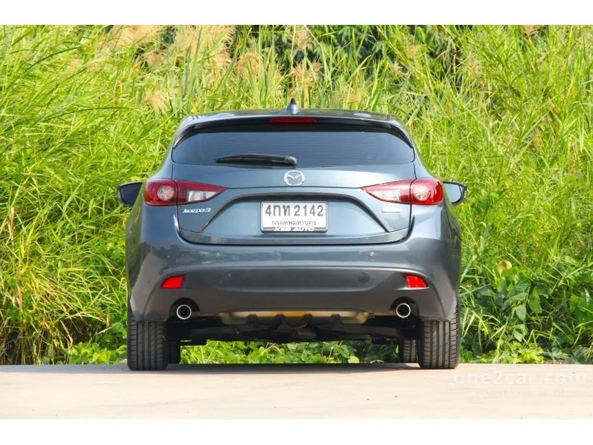 2015 Mazda 3 S Sports Hatchback