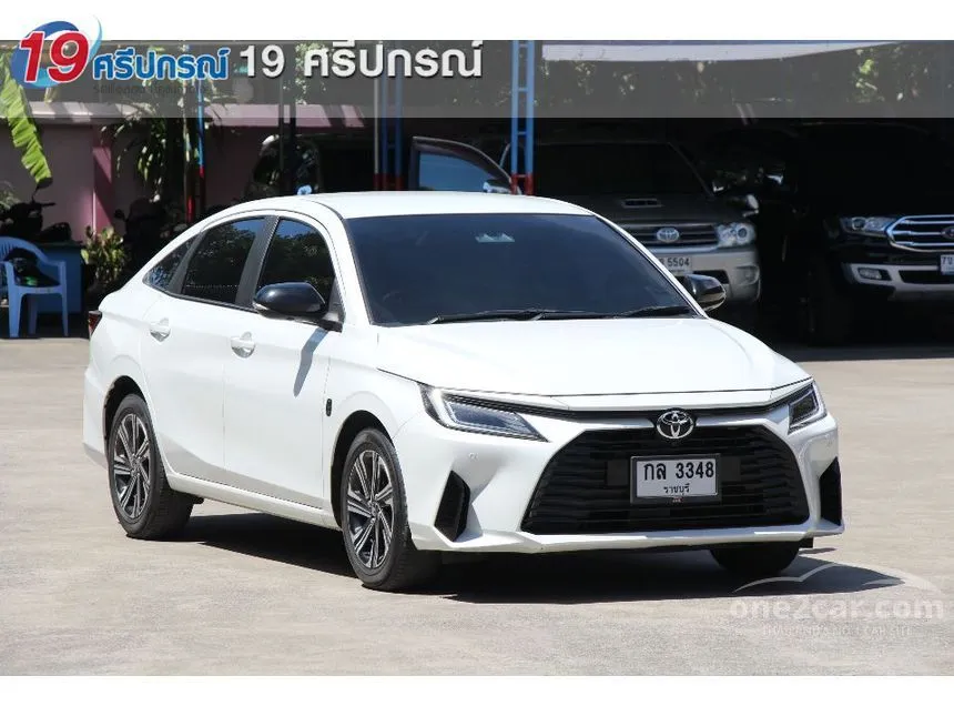 2023 Toyota Yaris Ativ Premium Luxury Sedan