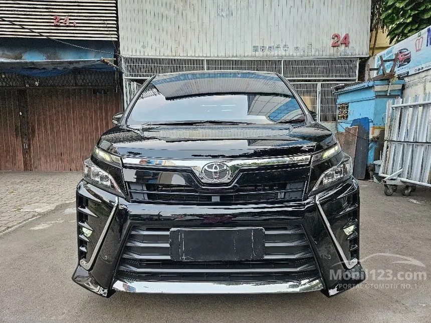 2019 Toyota Voxy MPV