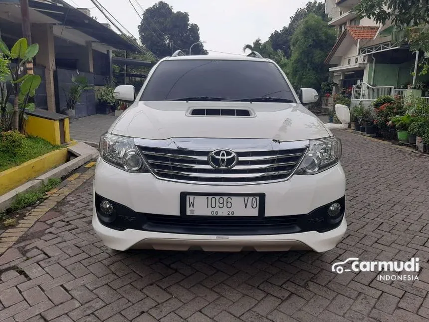 Jual Mobil Toyota Fortuner 2013 G TRD 2.5 di Jawa Timur Automatic SUV Putih Rp 260.000.000