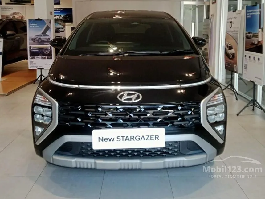 Jual Mobil Hyundai Stargazer 2024 Prime 1.5 di Banten Automatic Wagon Hitam Rp 289.900.000