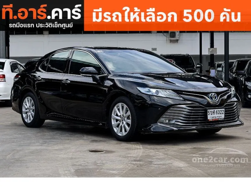 2019 Toyota Camry Hybrid Sedan