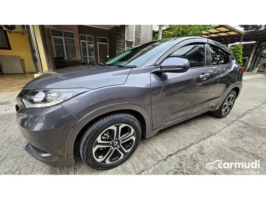 Jual Mobil Honda HR