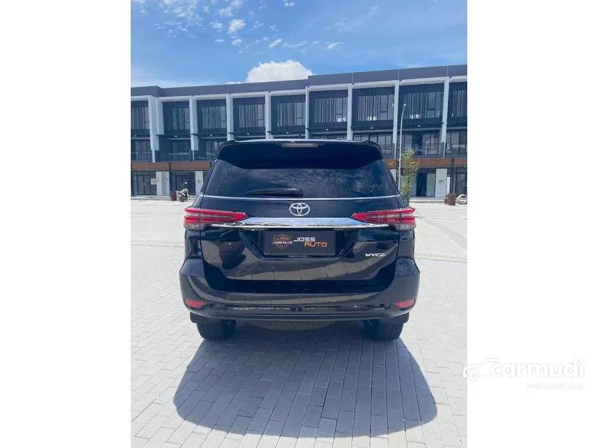 2022 Toyota Fortuner VRZ SUV