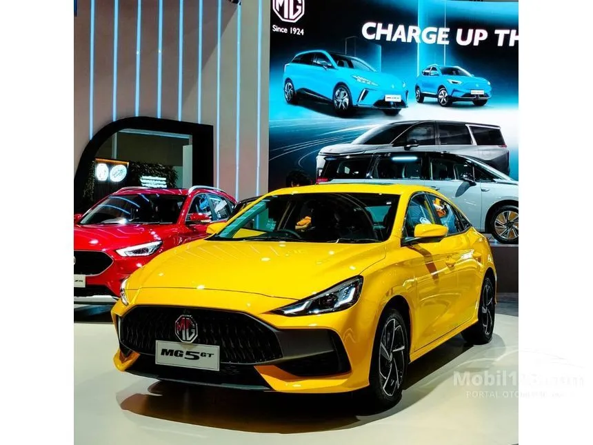 Jual Mobil MG 5 2024 GT Ignite 1.5 di DKI Jakarta Automatic Sedan Kuning Rp 357.000.000