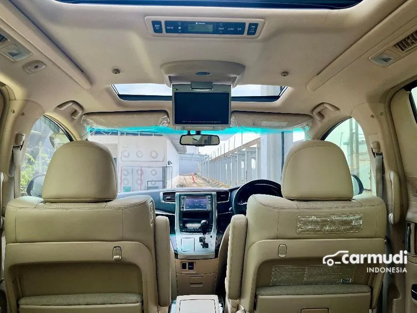 2012 Toyota Alphard G MPV