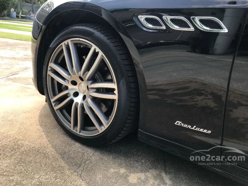 2021 Maserati QUATTROPORTE GranLusso Sedan