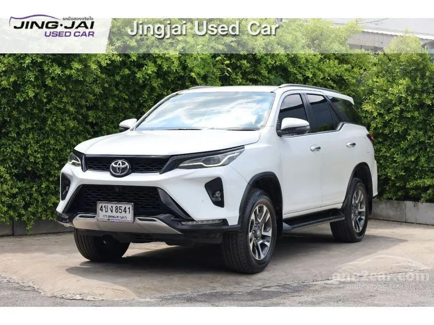 2023 Toyota FORTUNER Leader V SUV