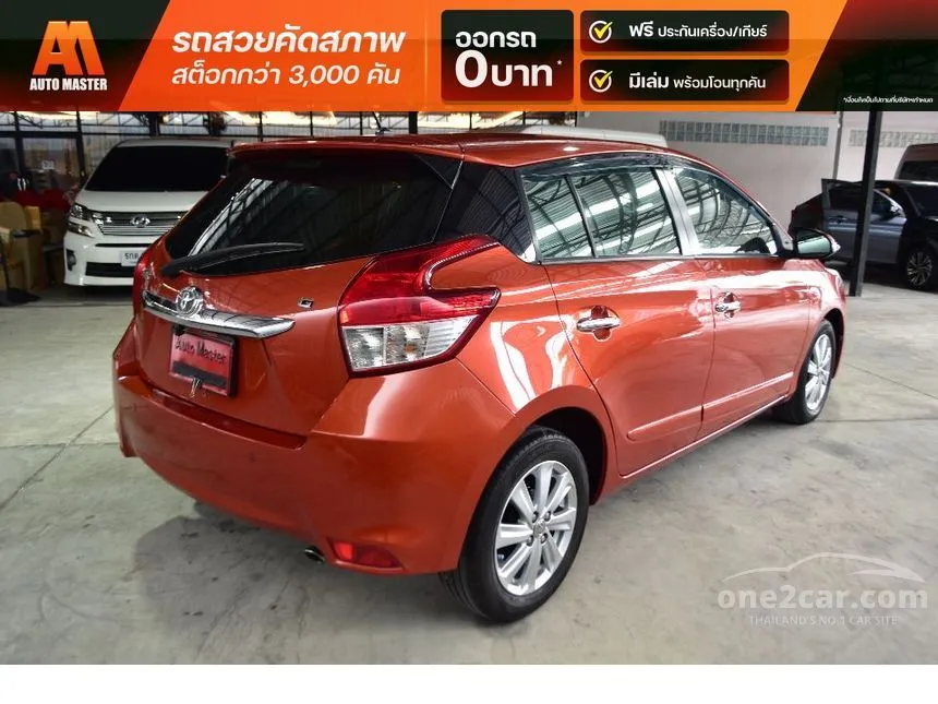 2015 Toyota YARIS G Hatchback