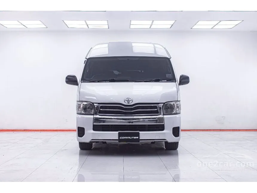 2012 Toyota HIACE D4D Van