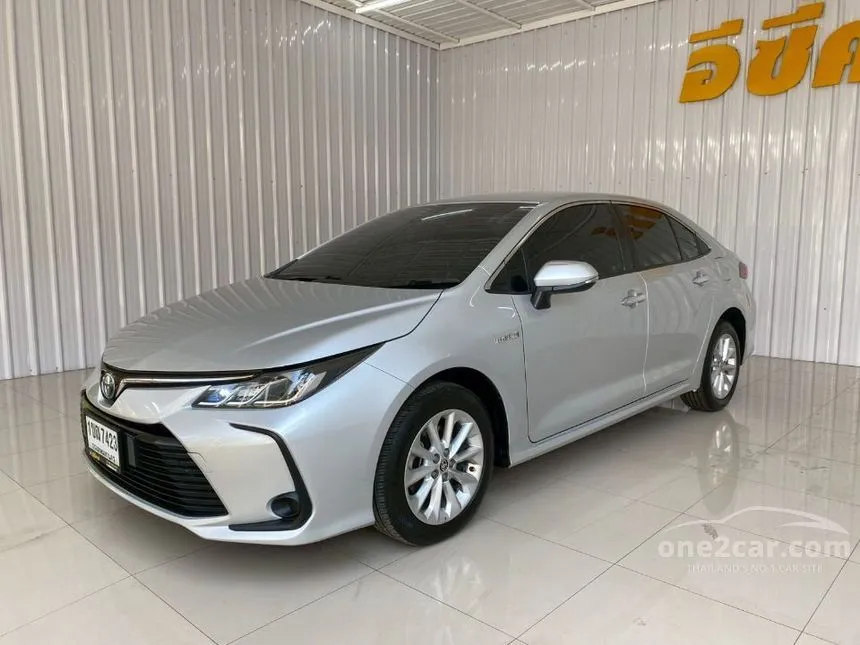 2020 Toyota Corolla Altis Hybrid Entry Sedan