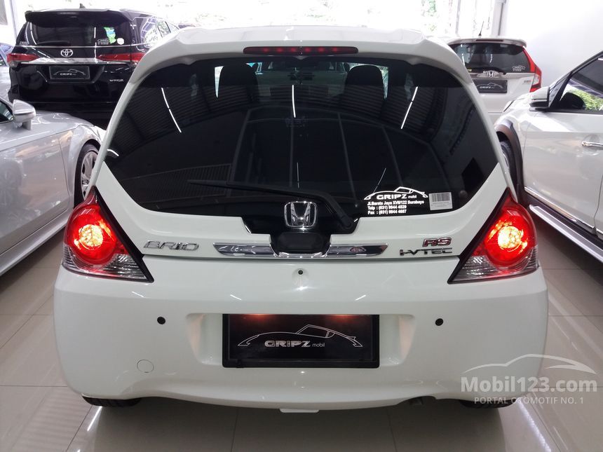 Jual Mobil  Honda Brio  2019  RS  1 2 di Jawa Timur Automatic 