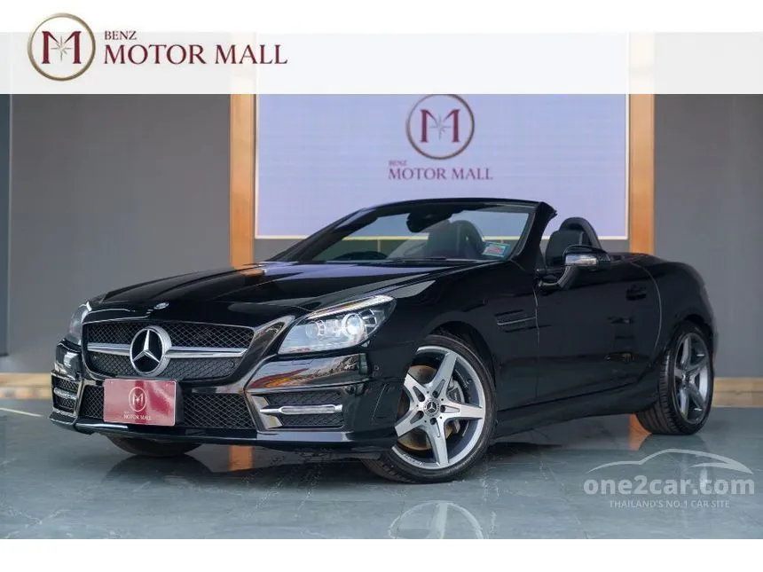 2015 Mercedes-Benz SLK200 AMG Carbon Look BlueEFFICIENCY Convertible