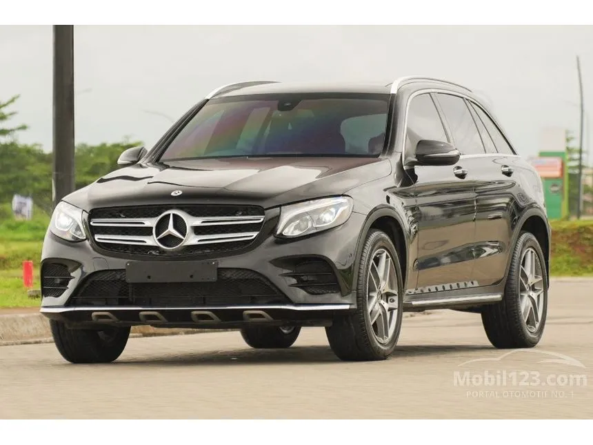 2018 Mercedes-Benz GLC200 AMG SUV
