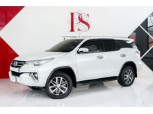 2017 Toyota Fortuner 2.8 (ปี 15-18) V 4WD SUV