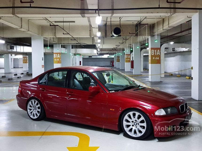 Jual Mobil  BMW  318i 2001 E46 2 0 di Jawa  Barat  Automatic 