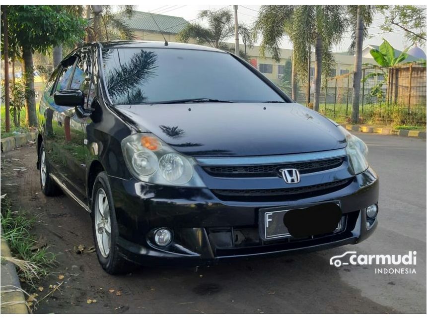 Honda stream 2005
