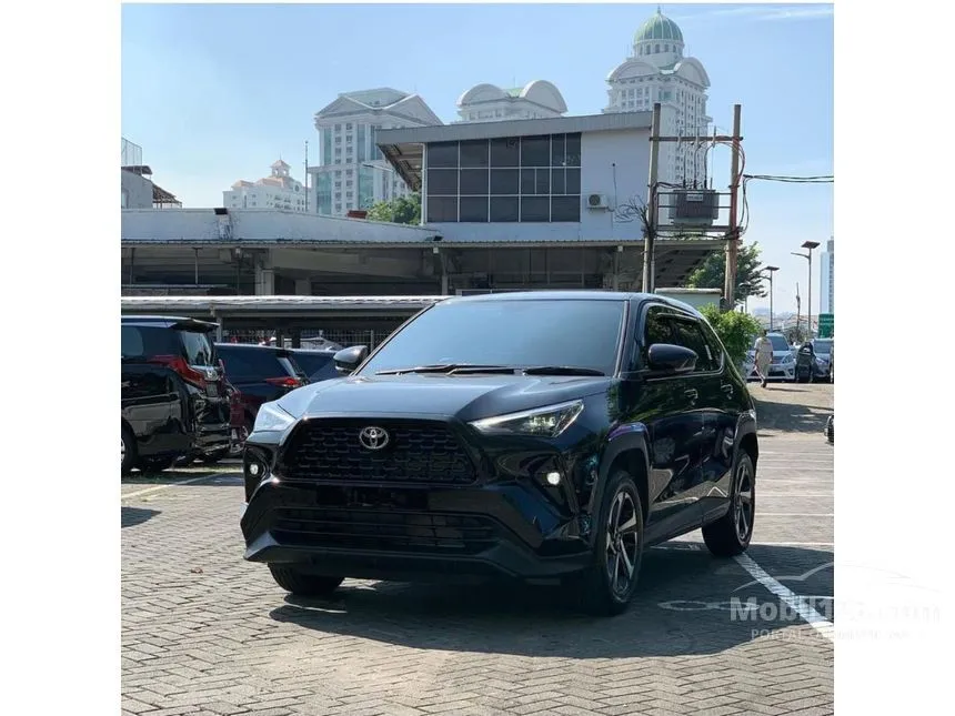 Jual Mobil Toyota Yaris Cross 2023 G 1.5 di Jawa Barat Manual SUV Hitam Rp 288.700.000