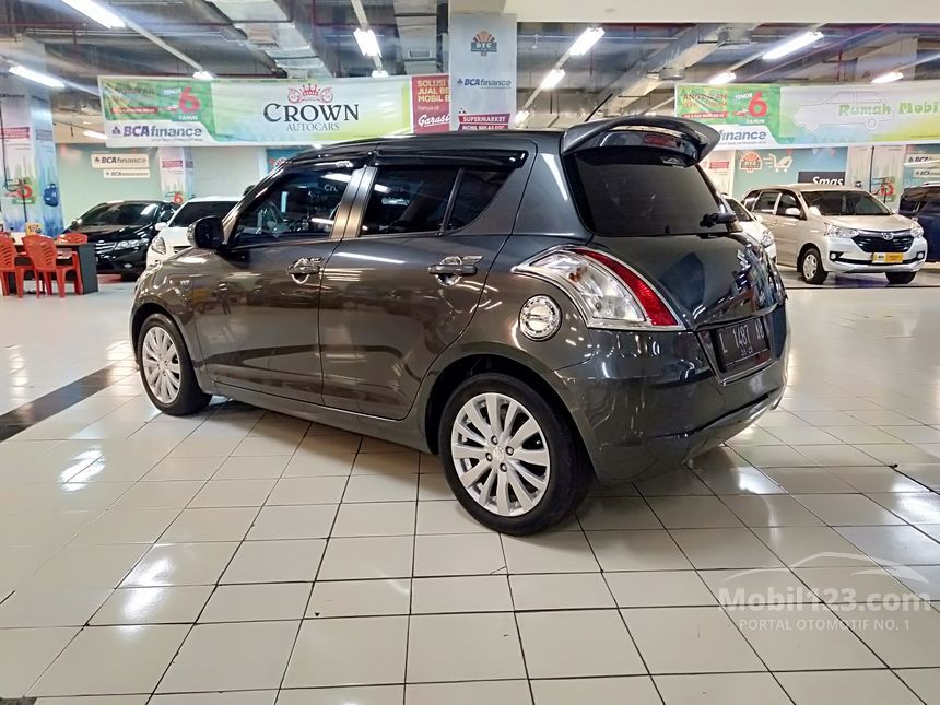 Jual Mobil  Suzuki  Swift  2021 GX 1 4 di Jawa Timur 