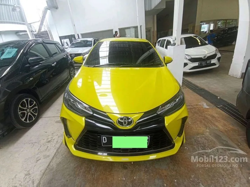 Jual Mobil Toyota Yaris 2022 S GR Sport 1.5 di Jawa Barat Manual Hatchback Kuning Rp 216.000.000