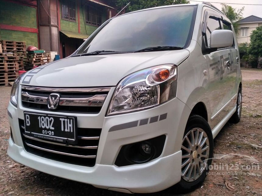 Jual Mobil Suzuki Karimun Wagon R 2014 GL Wagon R 1.0 di 