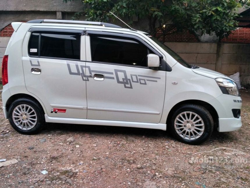 Jual Mobil Suzuki Karimun Wagon R 2020 GL Wagon R 1 0 di 