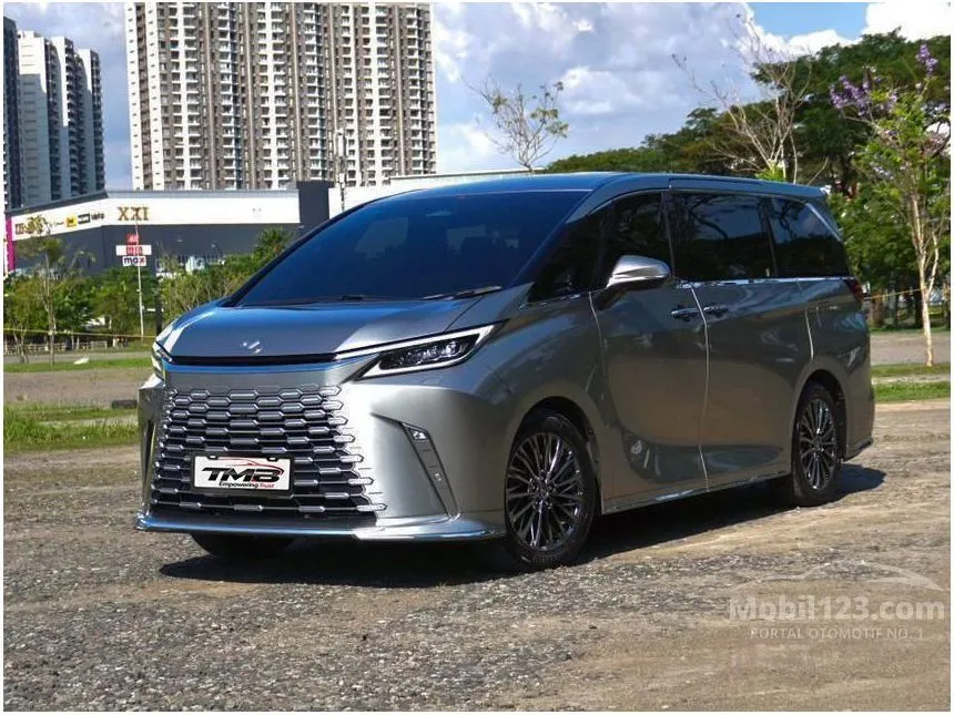 2024 Lexus LM 350h 4 Seater MPV