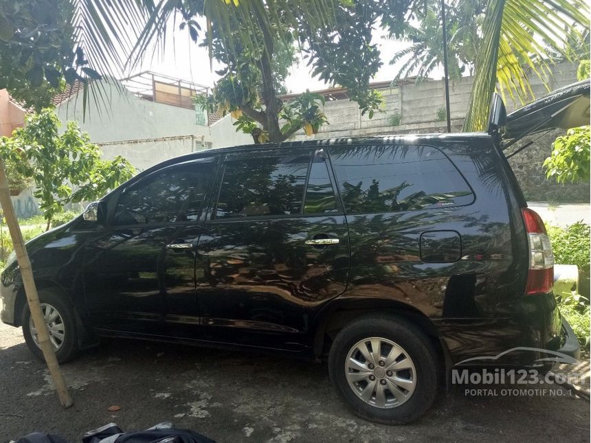 2010 Toyota Kijang Innova E MPV