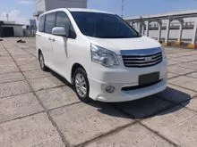 2014 Toyota NAV1 2.0 V Limited MPV