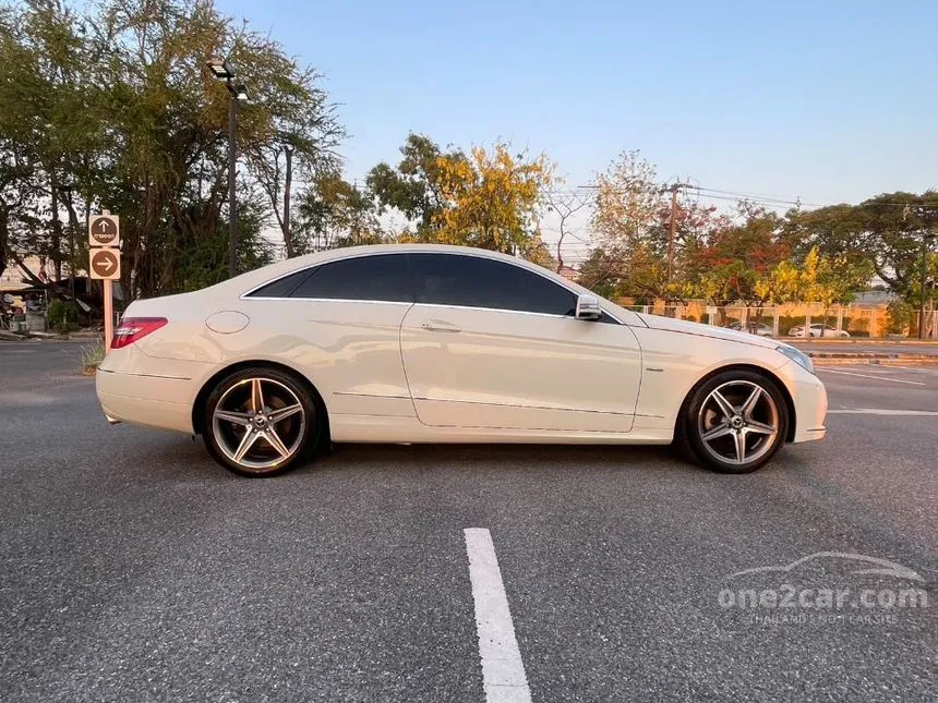 2011 Mercedes-Benz E200 AMG CGI BlueEFFICIENCY Coupe